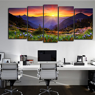 Картины с изображением гор в офисе