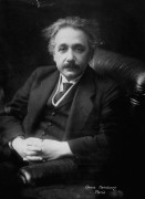 Альберт  Энштейн