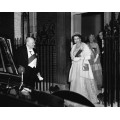 Королева Елизавета  с Черчиллем
