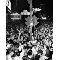 Толпа  на Таймс-сквер во время объявления окончания войны с Японией