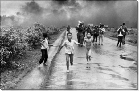 Дети покидают свои дома - Ван Данх, Хоанг