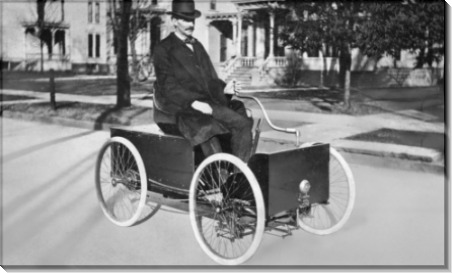 Генри Форд за рулем своего первого автомобиля